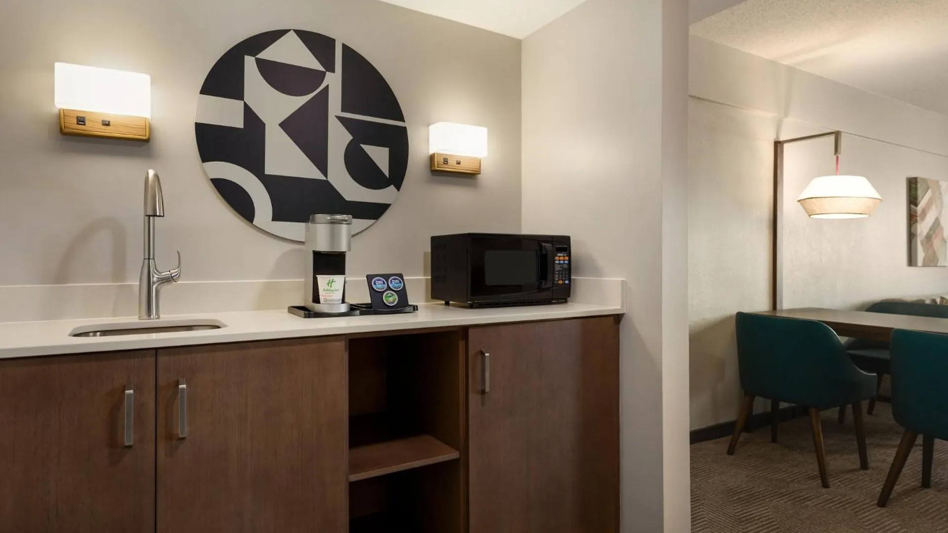 Holiday Inn Virginia Beach - Norfolk By Ihg Hotel